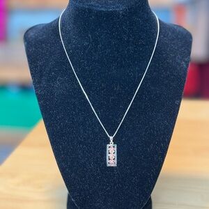 NWT Hawaiian flower gold necklace